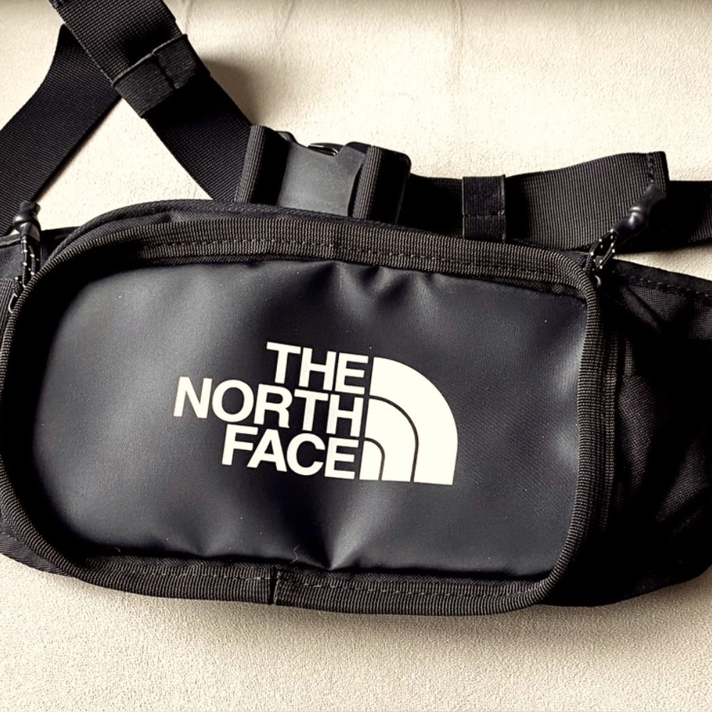 New The North Face Sling Bag